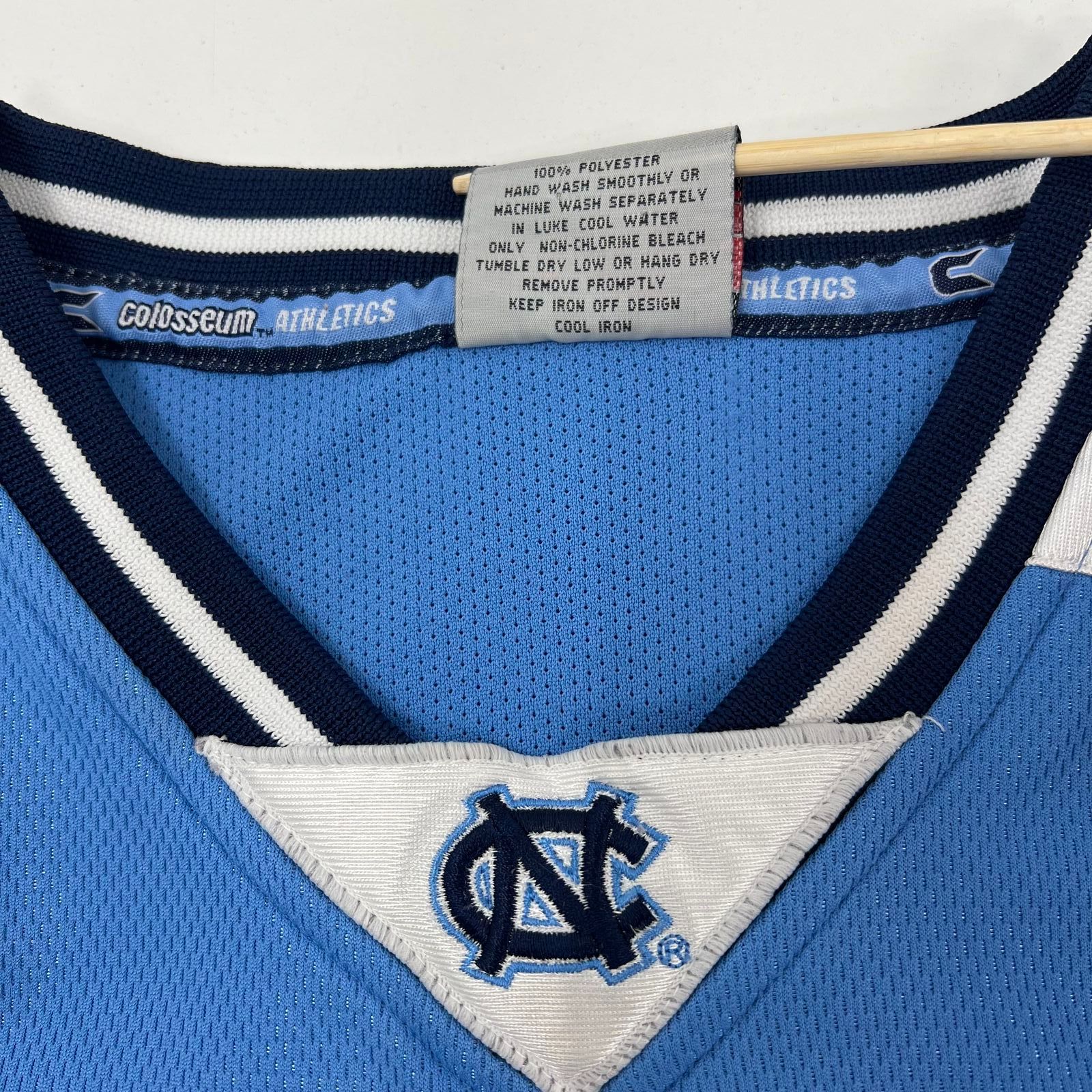 North Carolina UNC Tar Heels Basketball Jersey #2 Colosseum Athletics YOUTH Lg