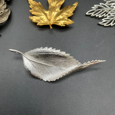 Vintage to Modern Costume Jewelry Lot 7 Leaf Brooches Pins Gold Silver Tone