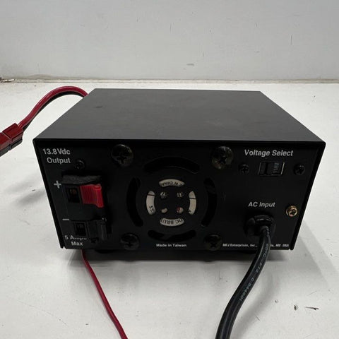 MFJ-4125 MightyLite 25 Amp Switching Power Supply 13.8Vdc Tested Powers On