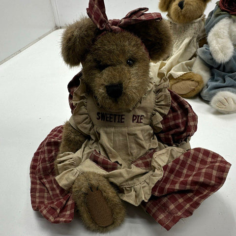 Boyds Bears Plush Lot Vintage Stuffed Animal Collection 5 Pieces With Clothes