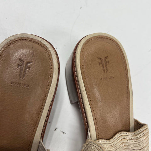 Frye Cindy Wave Off White Leather Mule Slide Heels Size 9.5