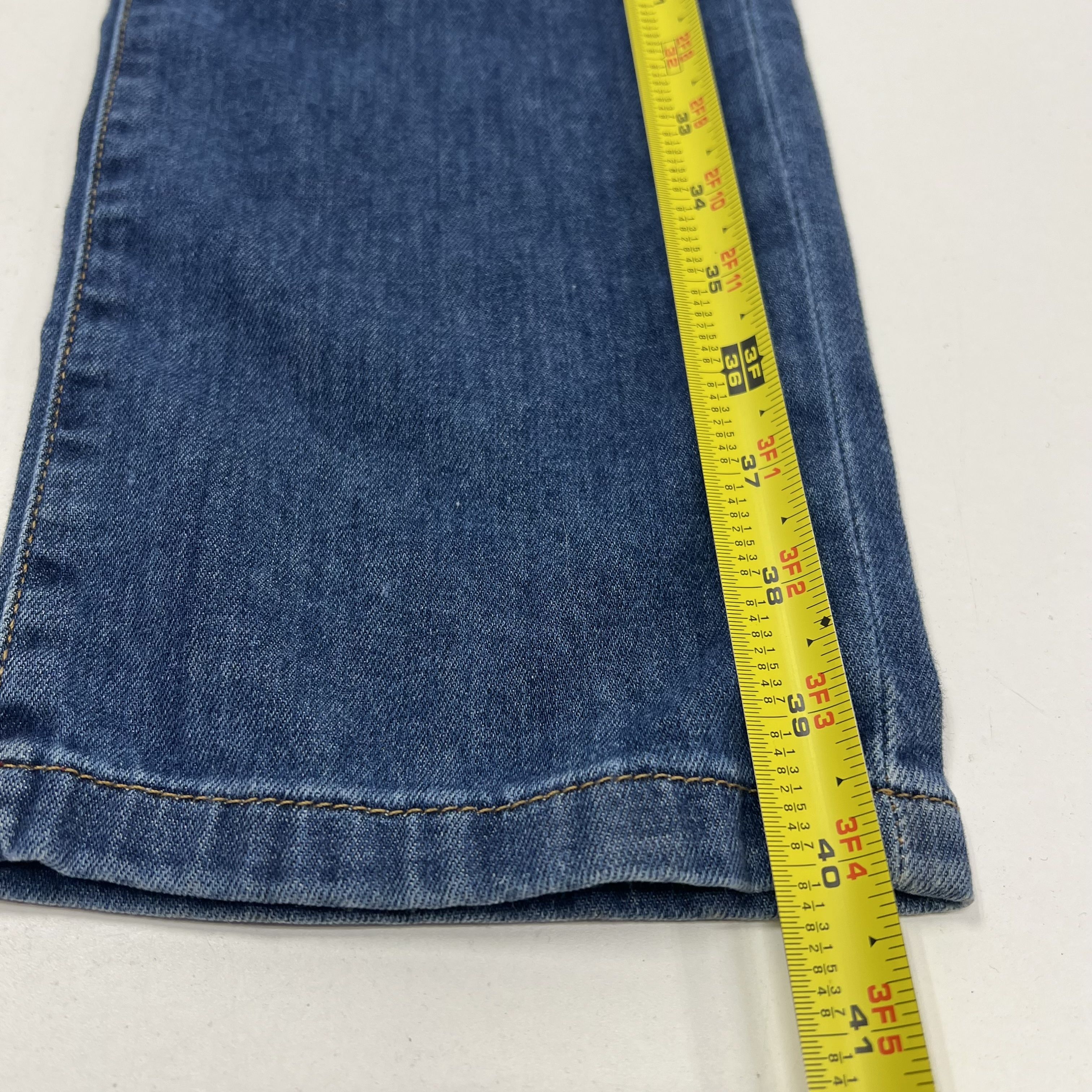 NWT Johnnie-O UNO Blue Jeans Straight Men's Size 32x30 $178