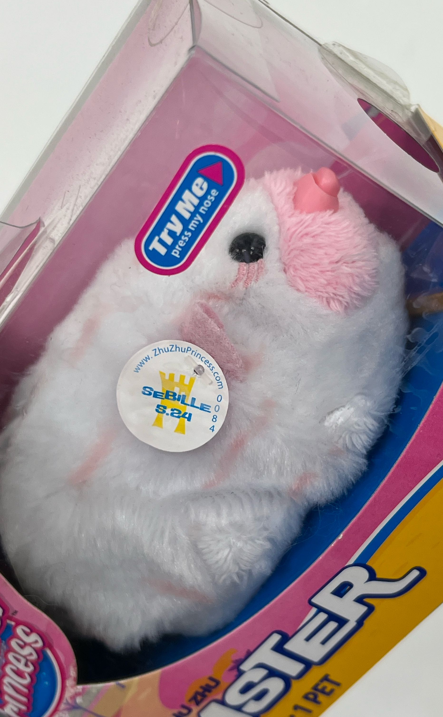 NIB Collectible Cepia LLC. Magical Zhu Zhu Princess Hamster Toy c2010