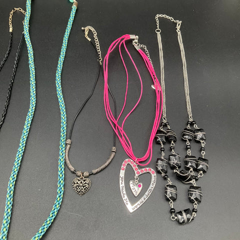 Fashion Jewelry Lot of 12 Necklaces Hearts Beaded Boho Contemporary Pendants