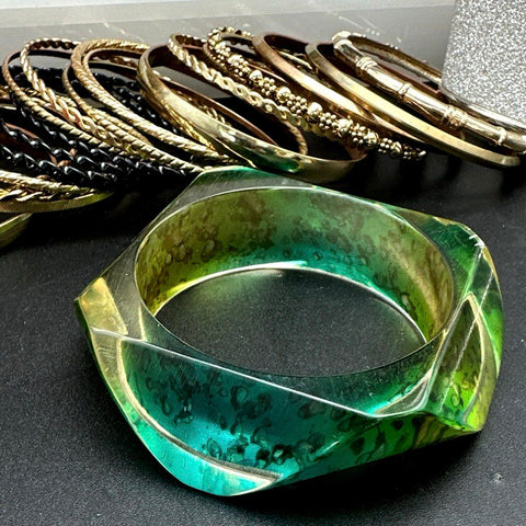 Mixed Fashion Costume Jewelry Lot 40+ Pieces Bangles Cuffs Beaded Rhinestone