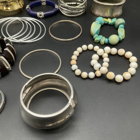 Vintage and Modern Costume Jewelry Bracelet Lot of 22 Bangle Cuff Beaded Mesh