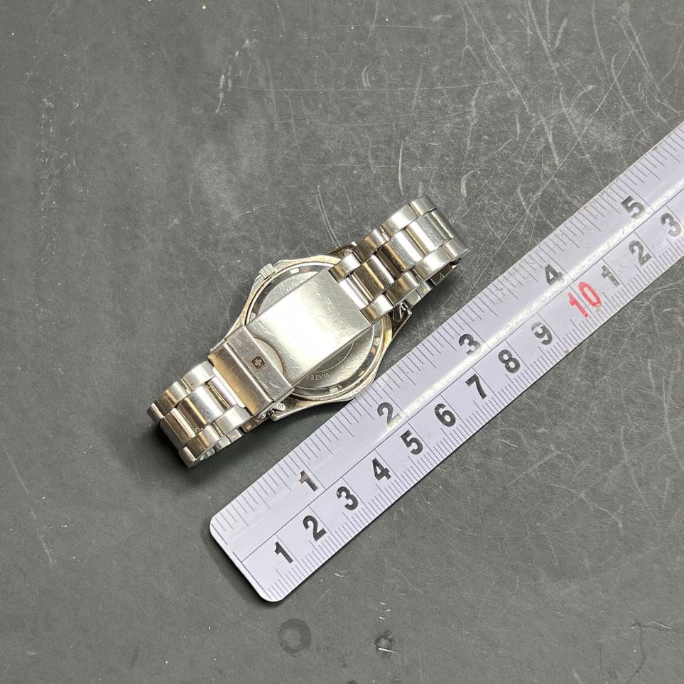Wenger Sak Design Date Analog Wristwatch New Battery