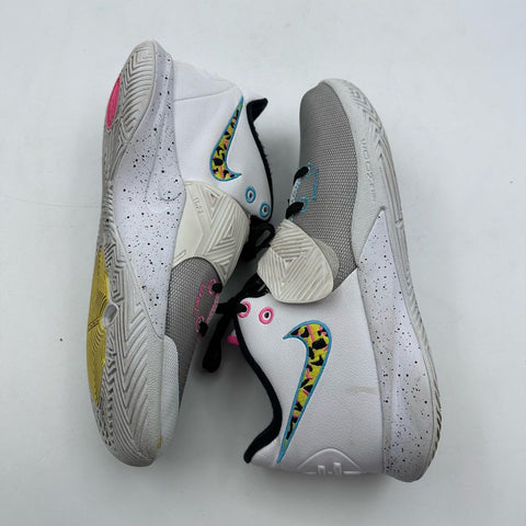 Nike Kyrie Flytrap 2 White Wolf Grey Multi-Color Basketball Shoes Size 9.5