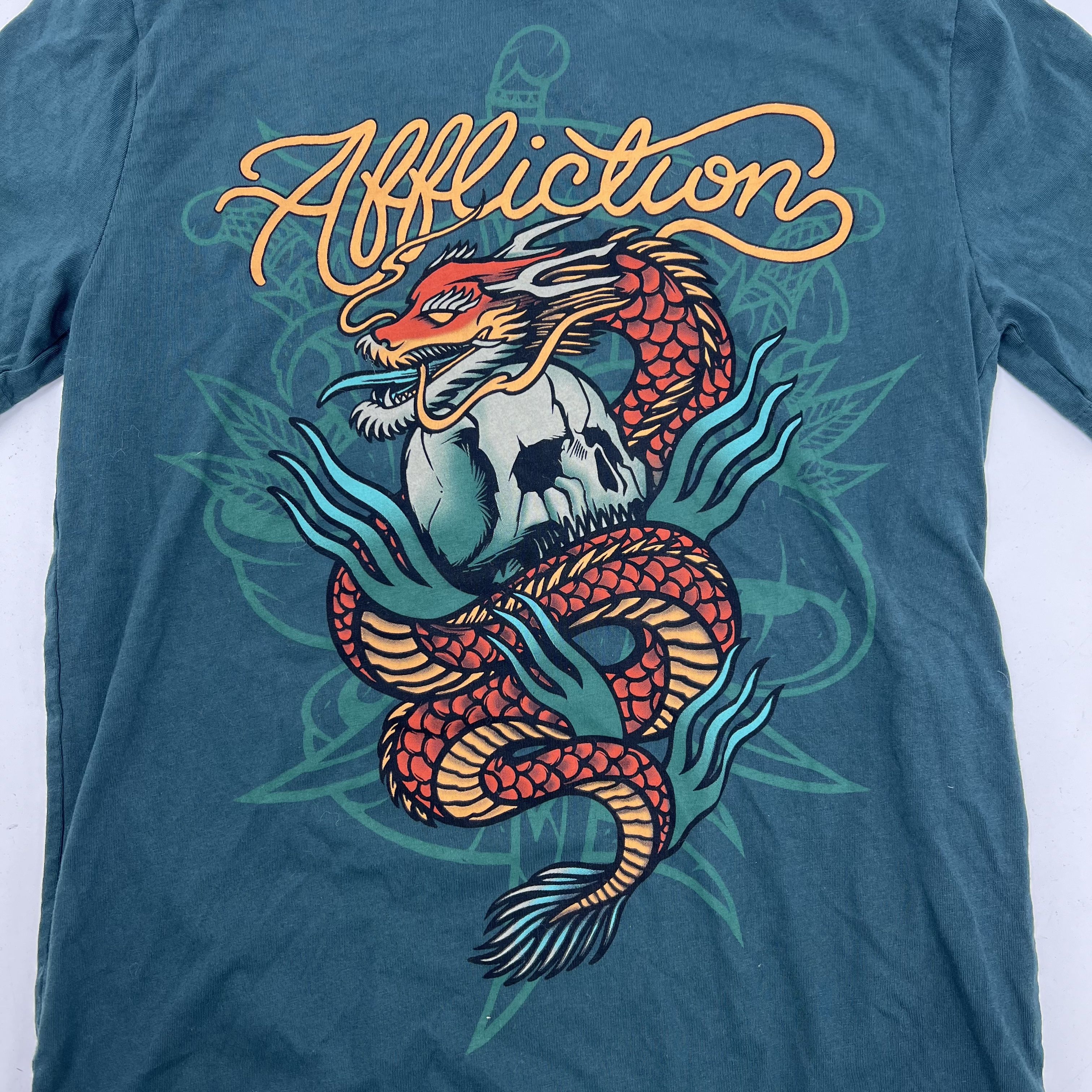 Affliction Dragon Skull Tiger Dagger Graphic T-Shirt Womens Sz M