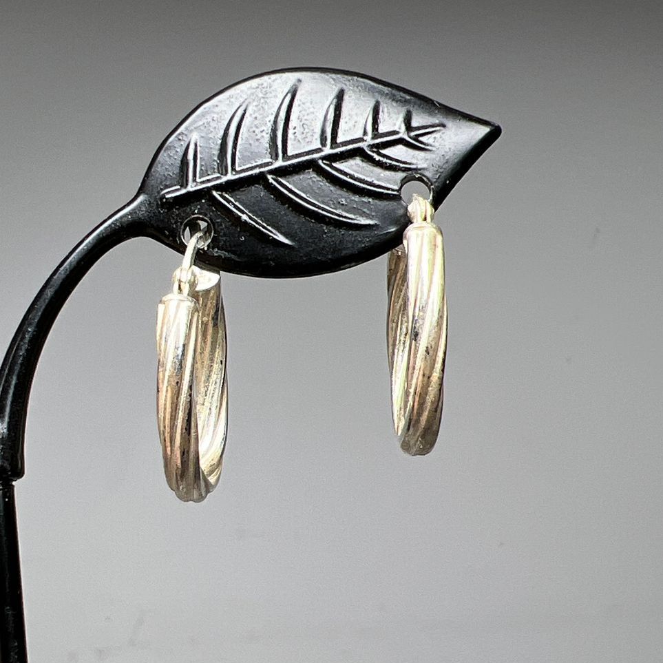 925 Sterling Silver Oblong Twist Hoop Earrings