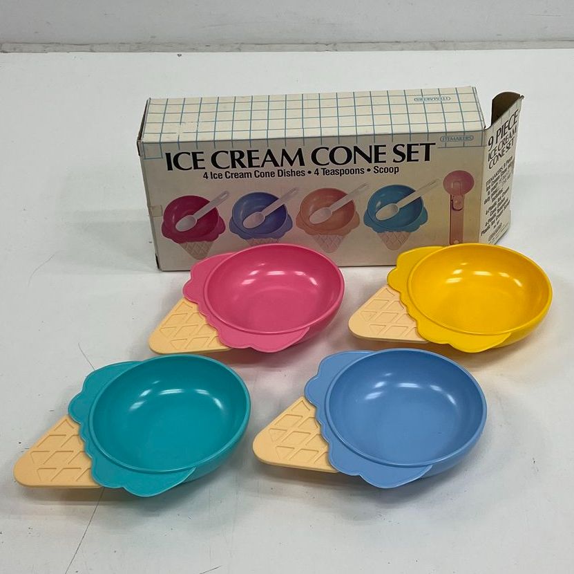 Vintage 1986 Itemakers Ice Cream Cone Bowl Set of 4 Retro 80s Kitchen Taiwan