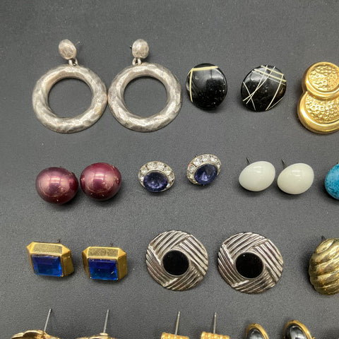 Vintage to Modern Costume Jewelry Earring Lot 0.38 lbs 25 Pairs Studs & Hoops