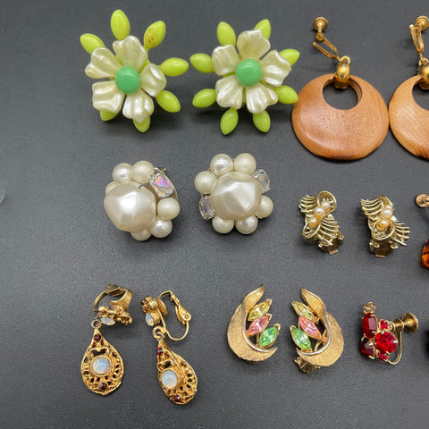 Vintage Costume Jewelry Lot 11 Pairs Clip On Screw Back Earrings Uranium Glass