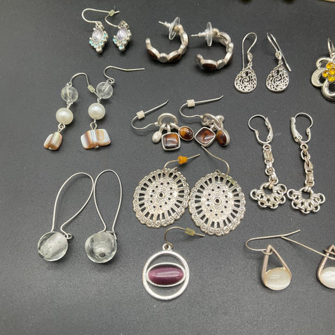 Fashion Pierced Earring Lot 30 Pairs Vintage Boho Silver Gold Tone Dangle Hoop