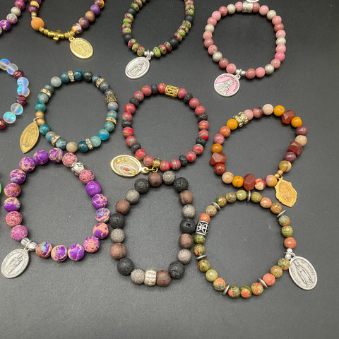 Religious Beaded Stretch Bracelet Lot 22pc Saint Medals Miraculous Cross Stone