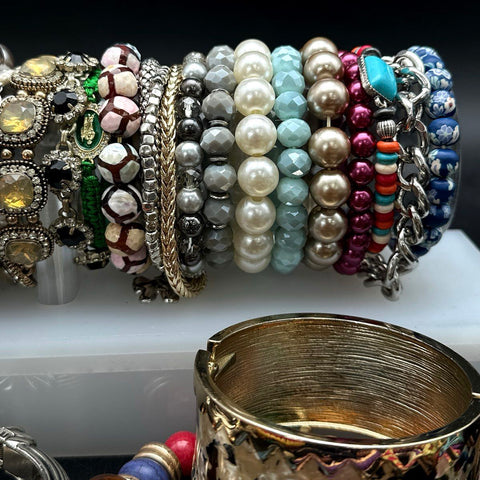 Mixed Costume Jewelry Bracelet Lot Beaded Bangles Leather Woven Cuffs 45pc