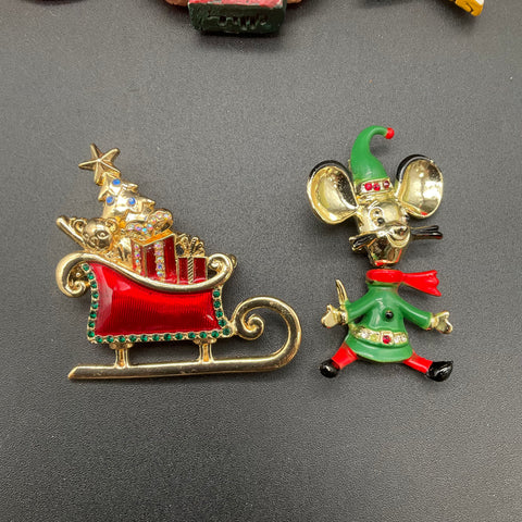 Vintage Christmas Holiday Brooch Pin Lot of 10 Santa Trees Sleigh LCI Signed
