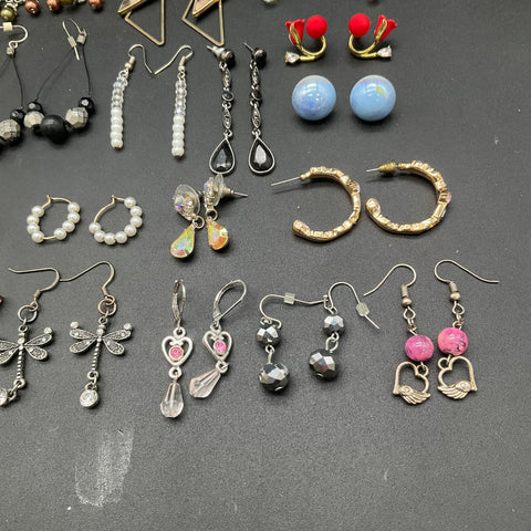 Vintage to Modern Costume Jewelry Lot 35+ Pairs Earrings Hoops Dangles Studs
