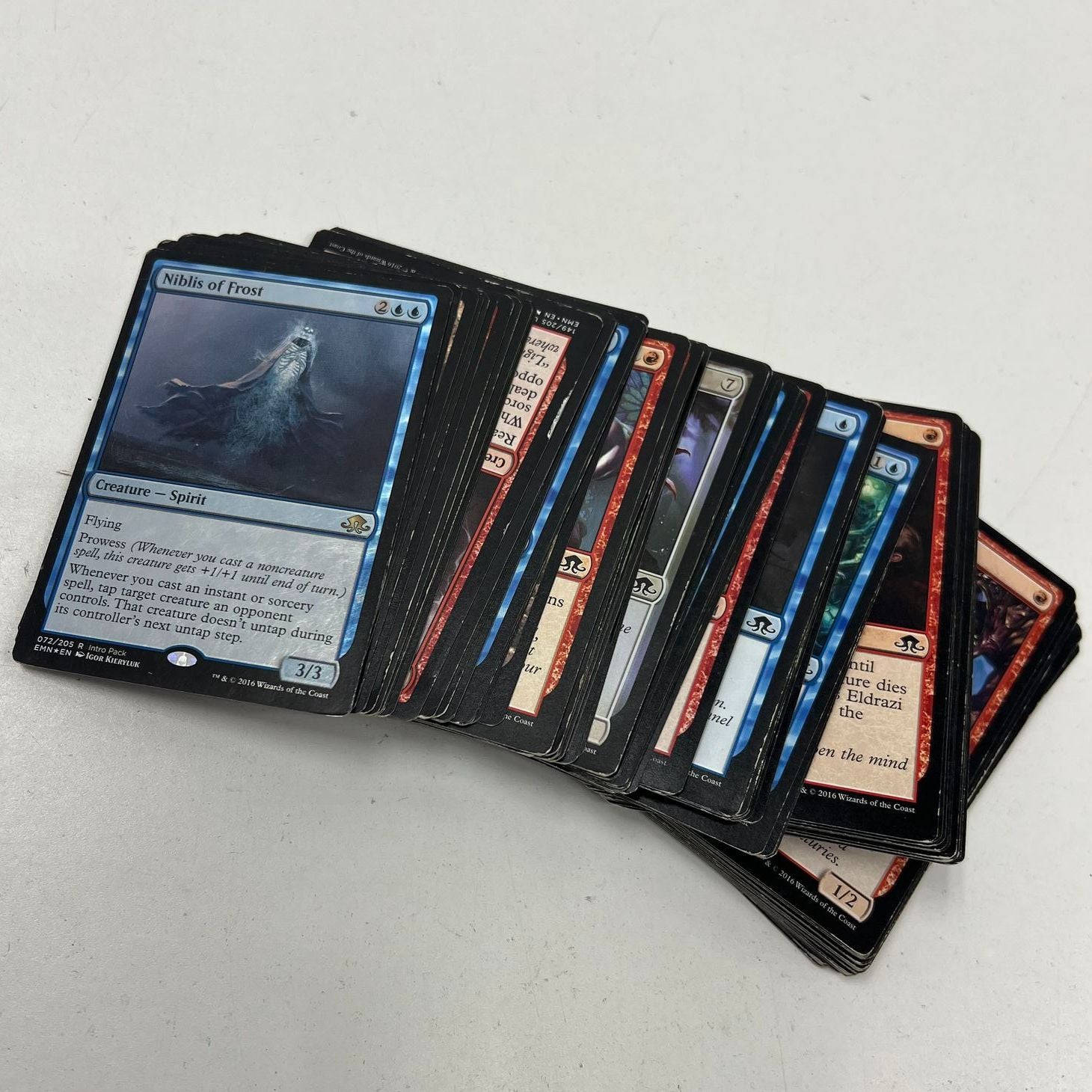 Niblis of Frost + 100+ Magic The Gathering MTG Card Lot Modern w/ Deck Box