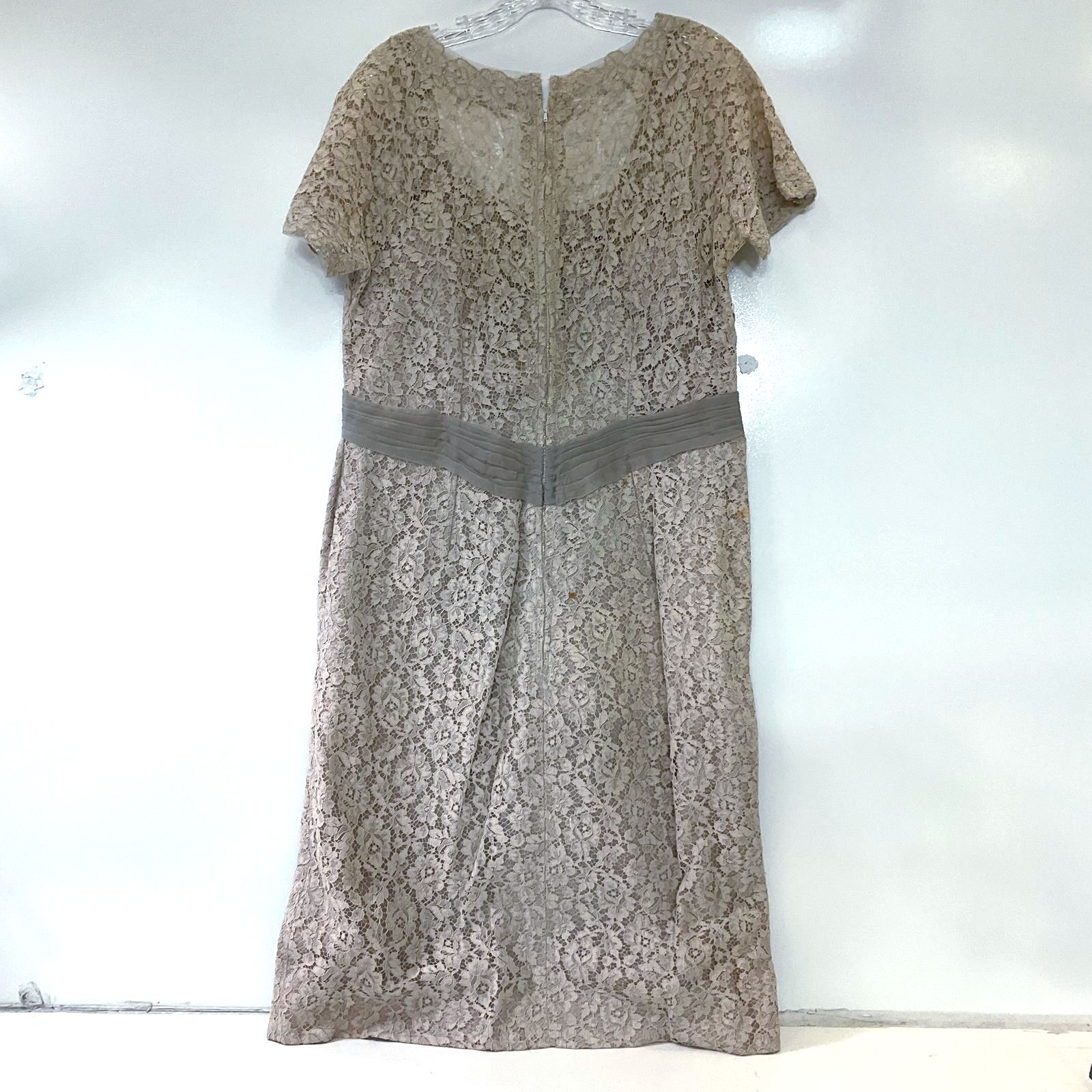 Vintage 1950s Asuncion Santiago de Cuba Women's Gray Lace Dress VOLUP Size 38