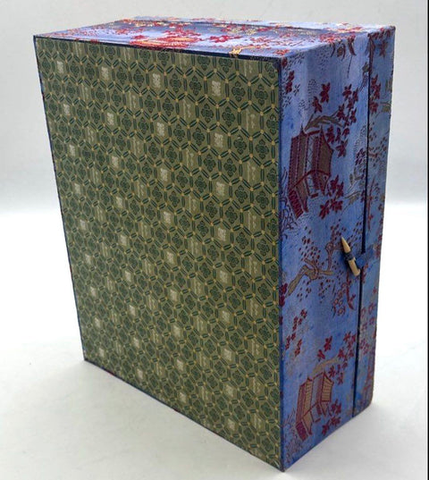 Yi Lin Arts & Treasures of China Ceramic Vase Pair Satsuma Style Boxed Set