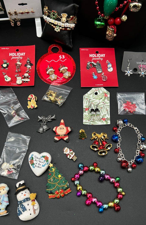 Claire's Paparazzi Holiday Costume Jewelry Lot of 45 Necklaces Earrings Pins