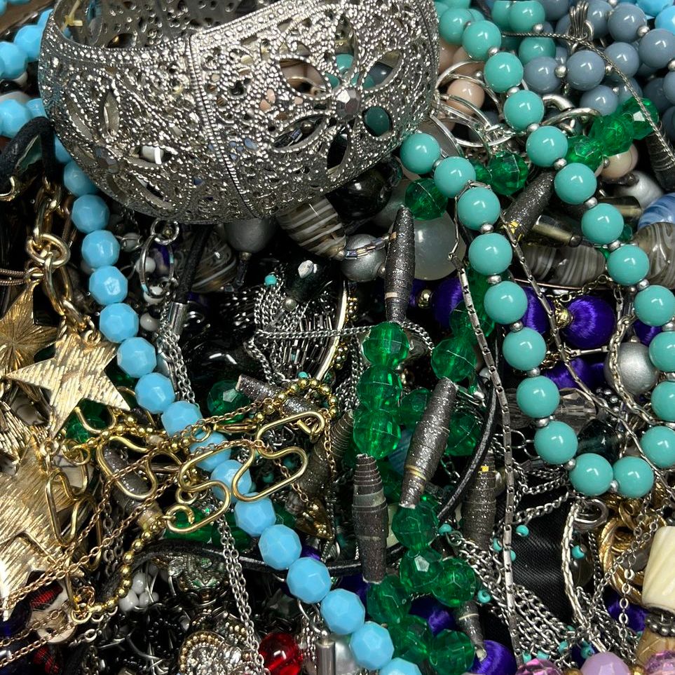 5 Lbs Costume Jewelry Grab Bag