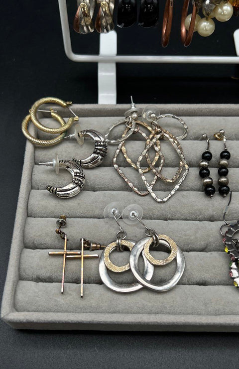 Mixed Costume Jewelry Earring Lot of 30 Pairs Hoops Dangles Studs Gold Silver
