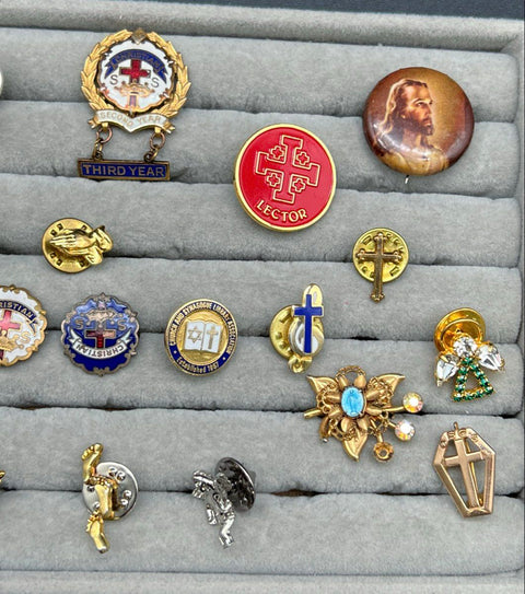 Vintage Religious Catholic Lapel Pins Medals Lot 28 Angels Crosses Jesus