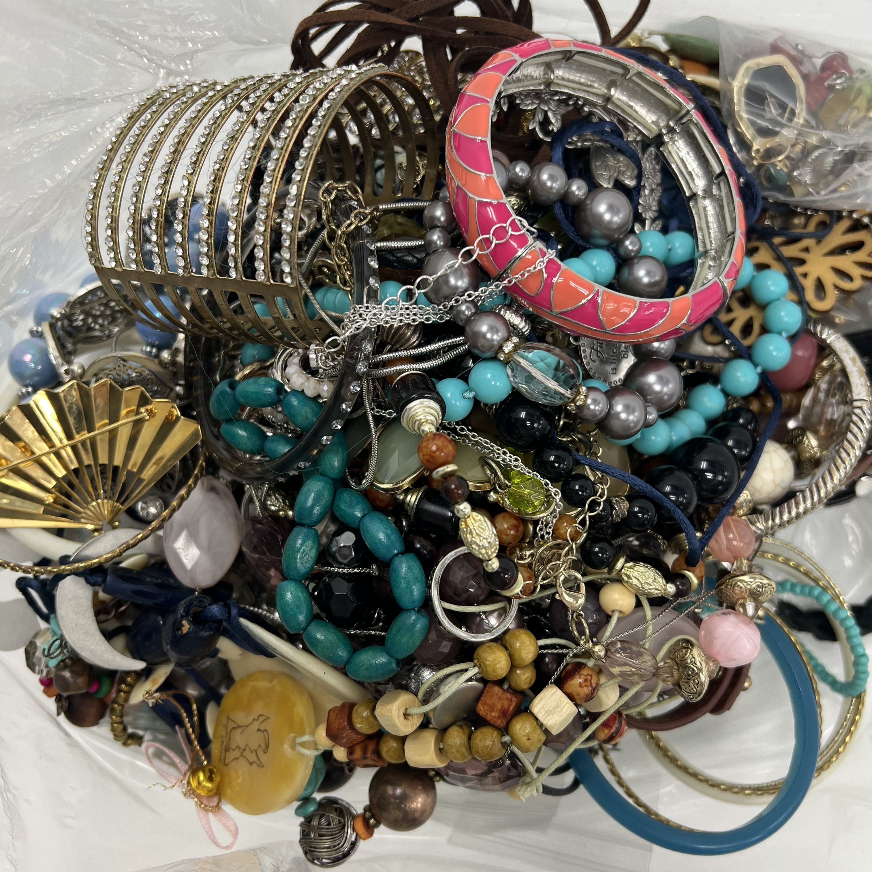 5LB Costume Jewelry Grab Bag