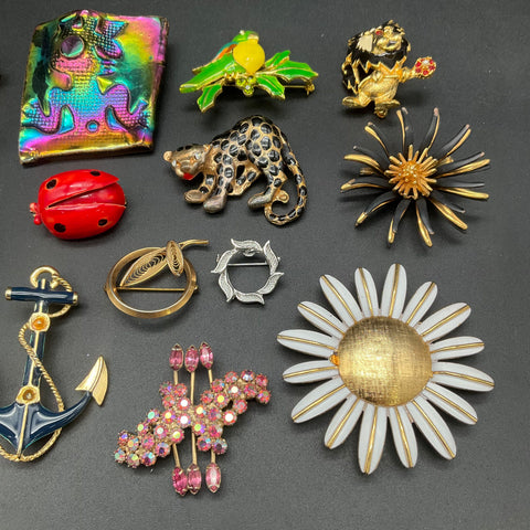 Vintage Costume Jewelry Lot 14 Brooches Animals Enamel Rhinestone Sandor Signed