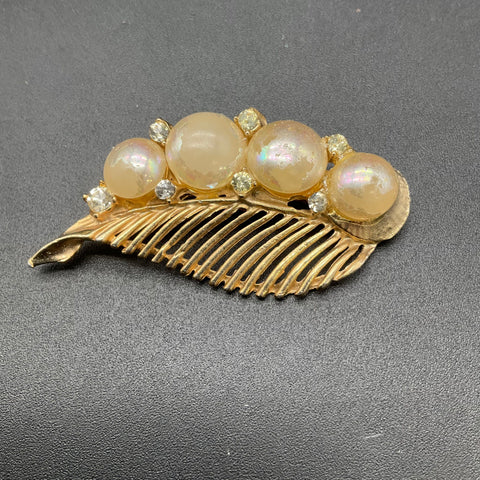 Vintage Costume Jewelry Lot 15 Brooches Pins Gerrys AJC Natty Creations Cameo