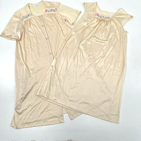 Vintage 80s JCPenney Women's Cream Robe Nightgown Set Floral Embroidery Sz S