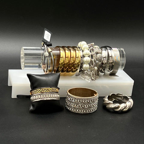 Mixed Fashion Jewelry Lot 18 Bracelets Bangles Cuffs Faux Pearl Rhinestone