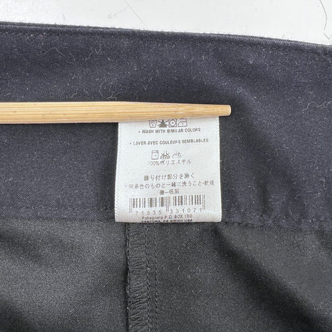 Patagonia Women's Black Maxi Skirt Front Slit Side Zip Style 58670 Size 2