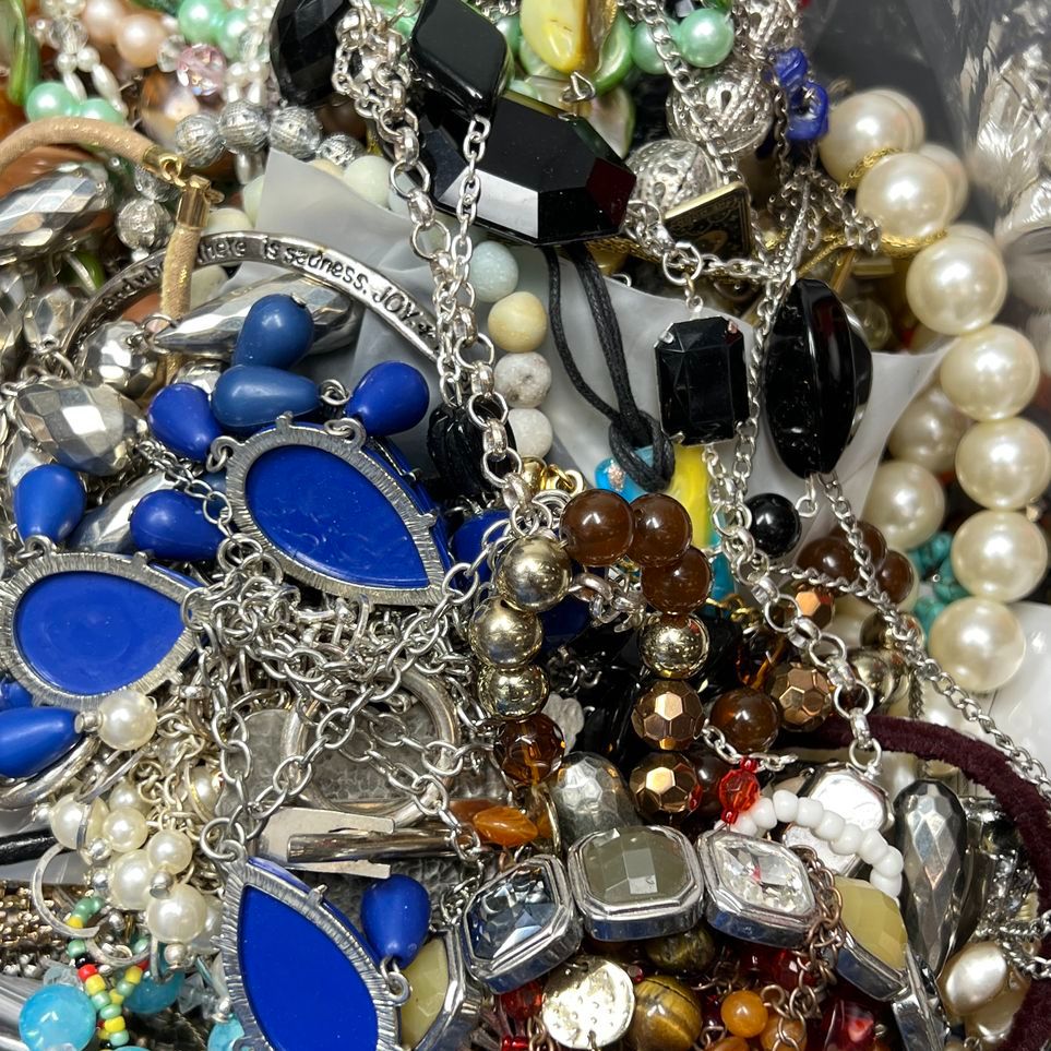 5 Lbs Costume Jewelry Grab Bag Sold As Is