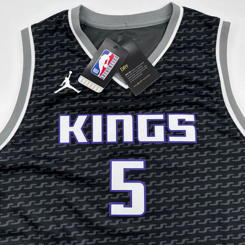 Jordan Boys Sacramento Kings De'Aaron Fox #5 NBA Swingman Jersey Black NWT Sz XL