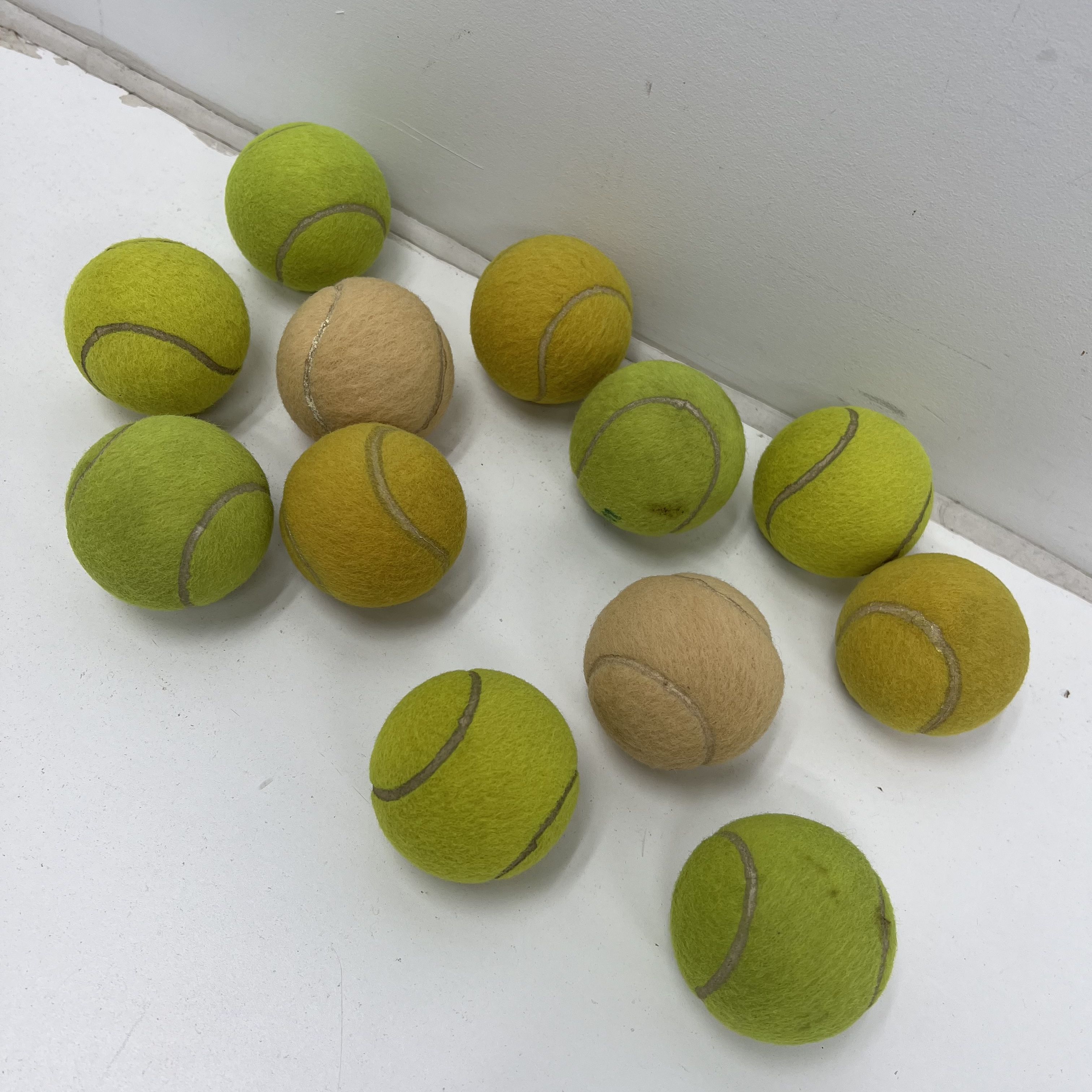 Vintage Wilson Slazenger Dunlop Lot of 13 Tennis Balls Yellow Green