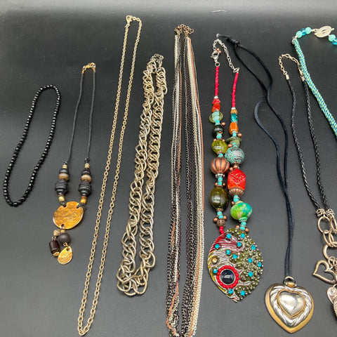 Fashion Jewelry Lot of 12 Necklaces Hearts Beaded Boho Contemporary Pendants