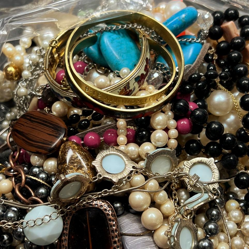 5 Lbs Costume Jewelry Grab Bag