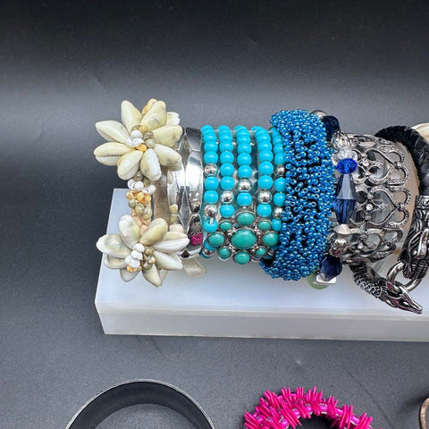 Vintage and Modern Costume Jewelry Lot 25 Bracelets Bangles Cuffs Beaded 1.8 lb