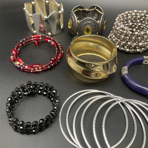 Vintage and Modern Costume Jewelry Bracelet Lot of 22 Bangle Cuff Beaded Mesh