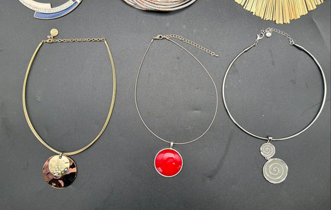 Mixed Fashion Jewelry Lot 7 Necklaces Express 1946 Pendants Gold Silver Tone