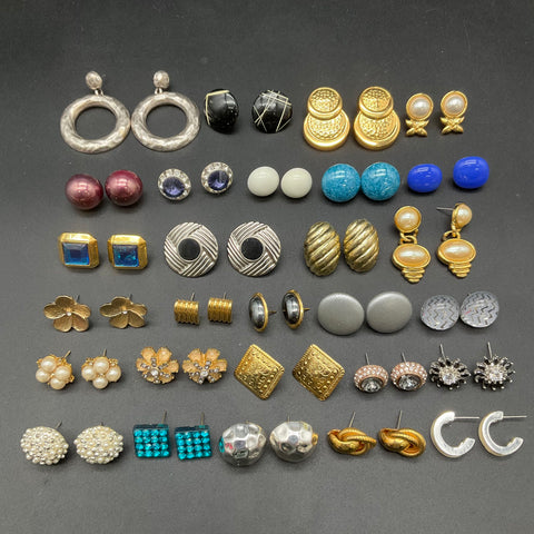 Vintage to Modern Costume Jewelry Earring Lot 0.38 lbs 25 Pairs Studs & Hoops