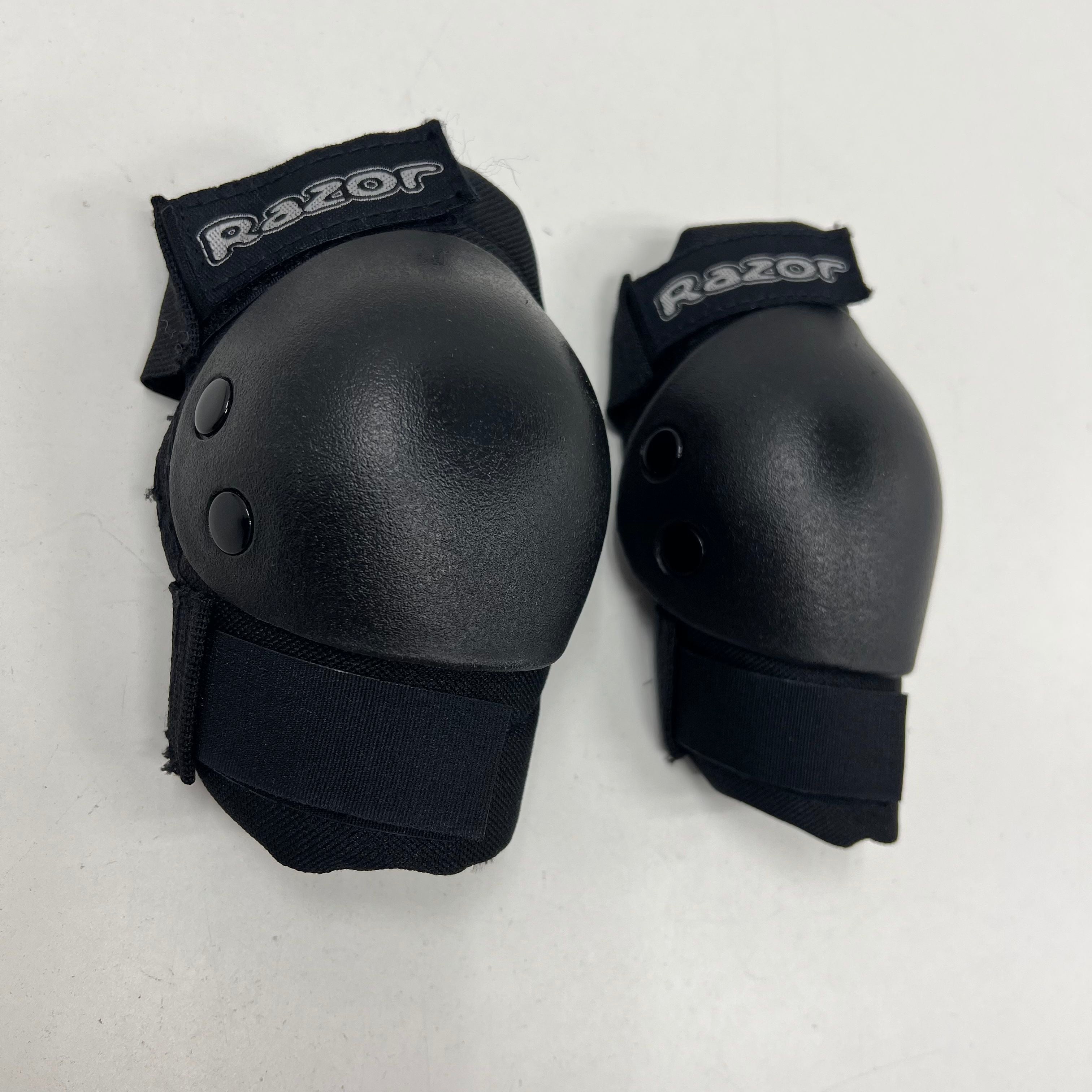 Razor Black Vintage Y2K Protective Elbow & Knee Pads Set Youth Medium