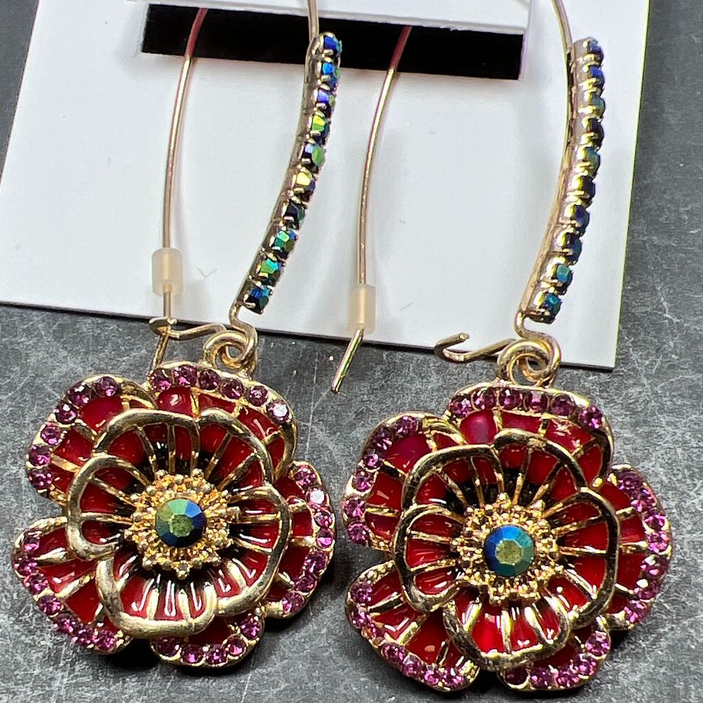 Betsey Johnson Red tones Flower Earrings NWT