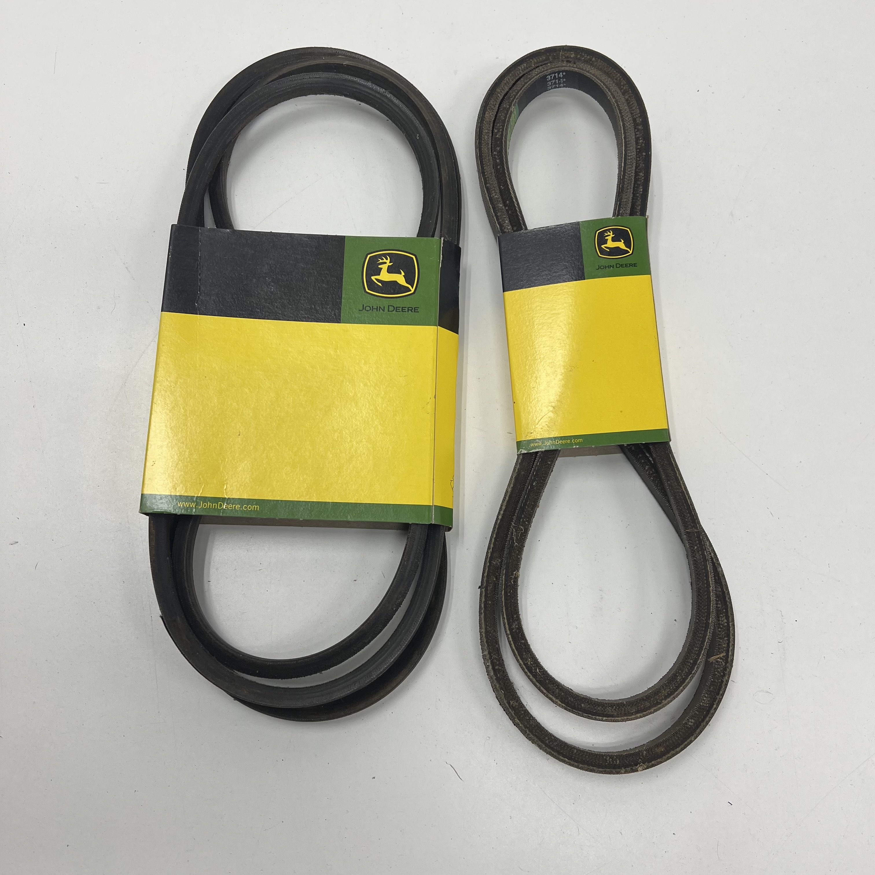 John Deere OEM V-Belt Lot 2 M41960 M44121 Mower Deck Traction Drive Belts