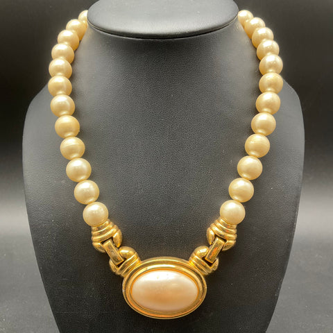 Vintage Napier Gold Tone Faux Pearl Beaded Necklace Oval Cabochon 16"