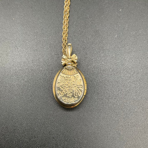 Vintage Victorian Revival Gold Tone Hand Mirror Locket Pendant Necklace 24"