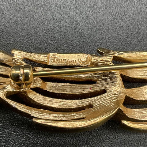 Vintage Crown Trifari Gold Tone Wheat Sheaf Brooch & Clip Earrings Set